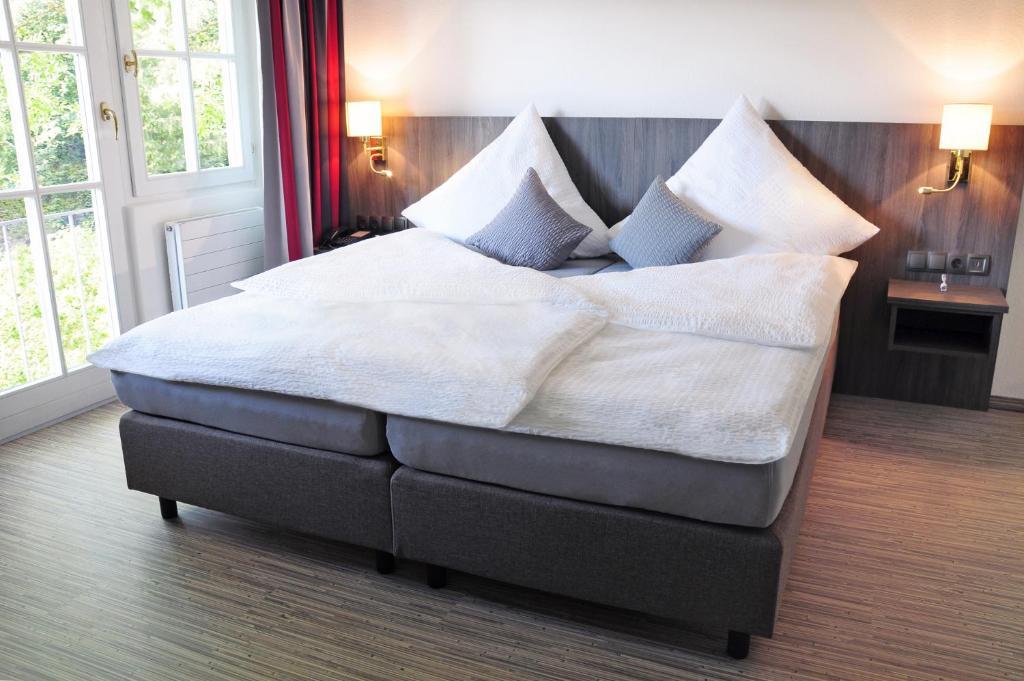 Hotel Krone Ueberlingen Am Ried Σίνγκεν Εξωτερικό φωτογραφία